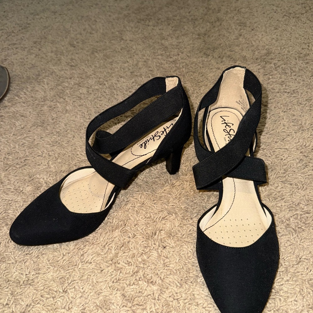 Life Stride Women's Black Heels